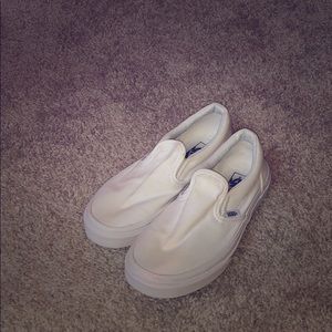 white slip-on vans